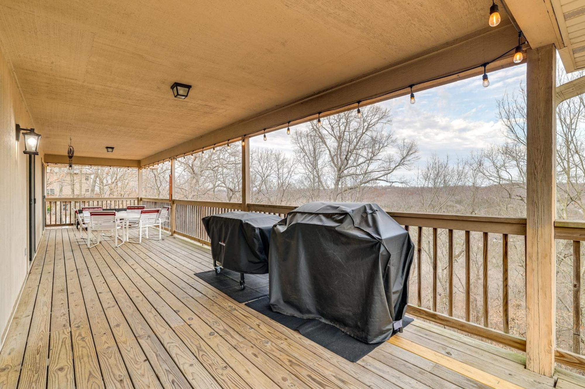 Spacious Holiday Island Escape With Deck And Gas Grill Bagian luar foto